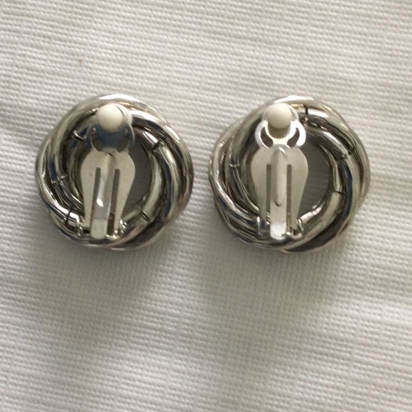 Woman’s Clip on Earrings color sliver. They can dress up any outfit - Picture 3 of 5